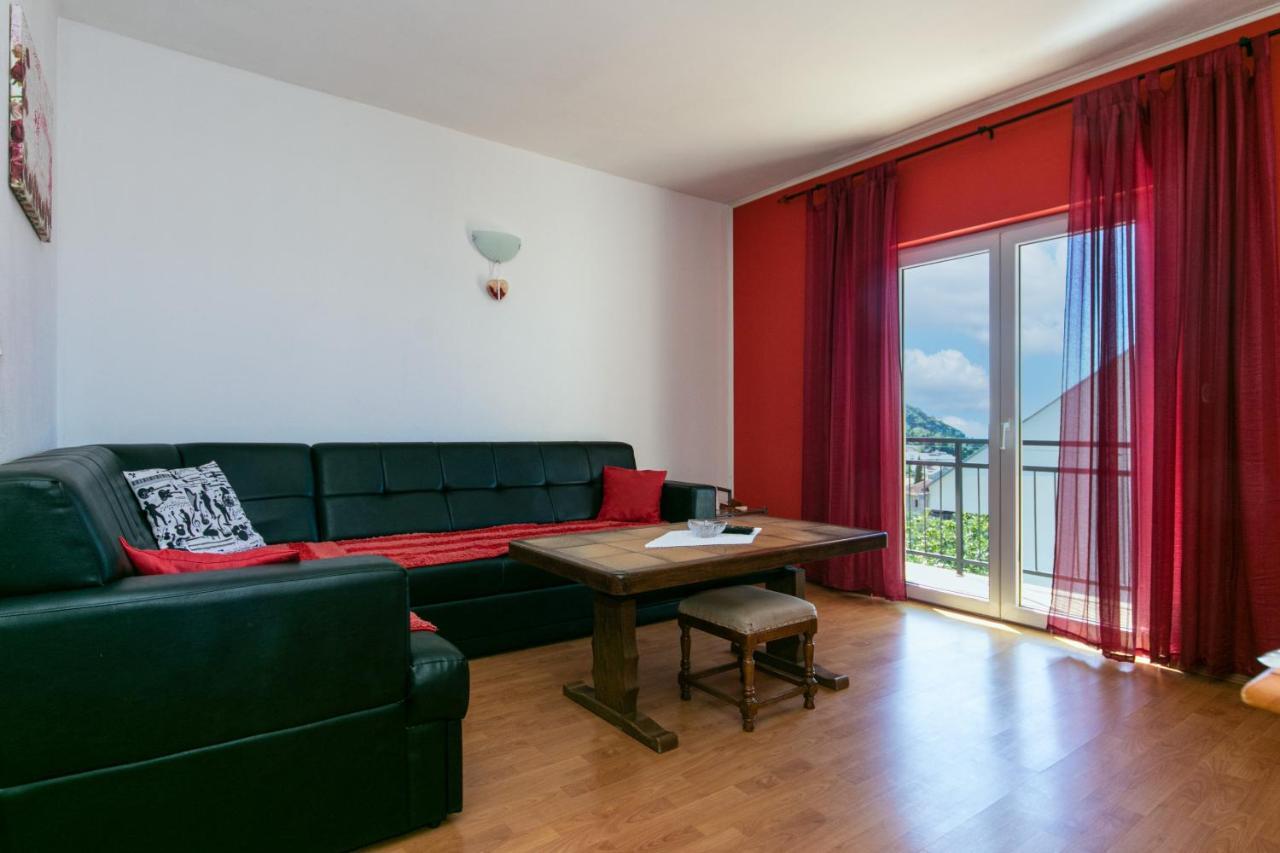 Apartments With A Parking Space Gradac, Makarska - 14708 Esterno foto