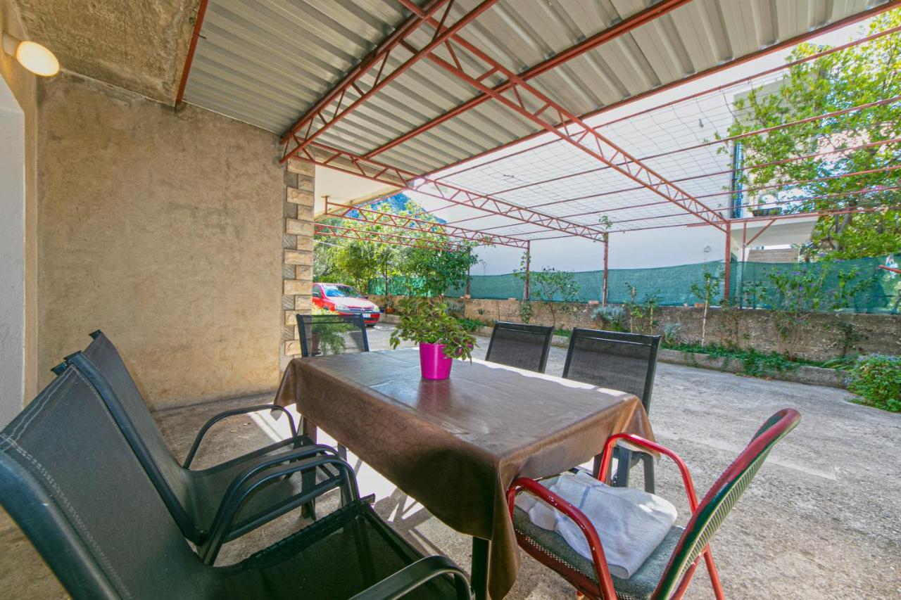 Apartments With A Parking Space Gradac, Makarska - 14708 Esterno foto